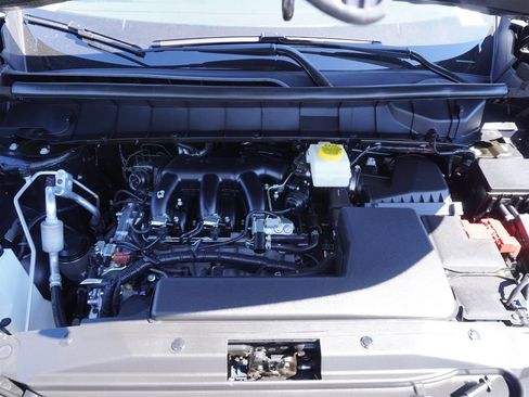 New 2025 Nissan Pathfinder SV image 7