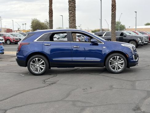 Certified 2023 Cadillac XT5 Premium Luxury w/ Technology Package FWD image 3