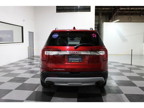 Used 2023 GMC Acadia SLT image 5