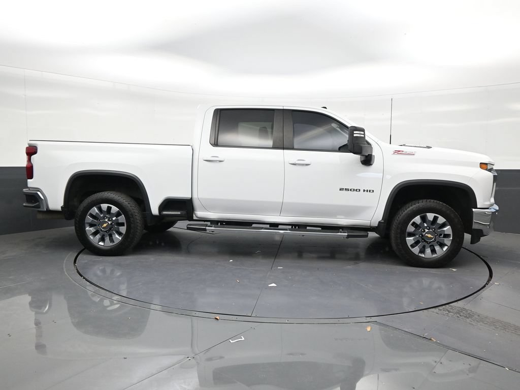 Used 2023 Chevrolet Silverado 2500 LT w/ All Star Edition AWD/4WD image 6