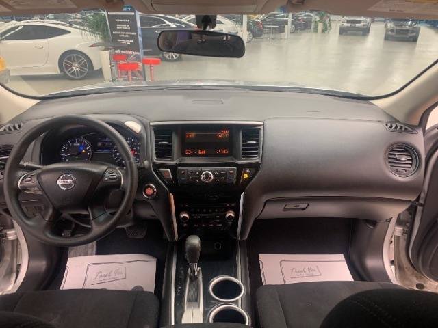 Used 2016 Nissan Pathfinder S FWD image 8