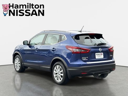 Used 2022 Nissan Rogue Sport SV w/ Technology Package image 4