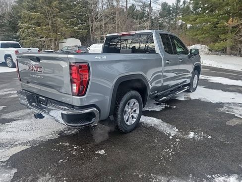 New 2026 GMC Sierra 1500 SLE w/ Preferred Package image 5