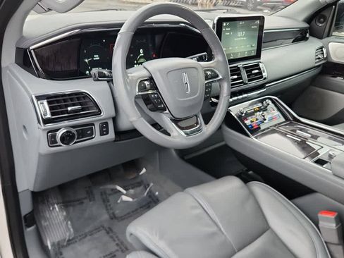 Used 2019 Lincoln Navigator Reserve w/ Cargo Package image 14