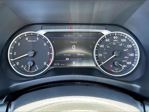 Certified 2025 Nissan Sentra SR w/ Trunk Package FWD image 12