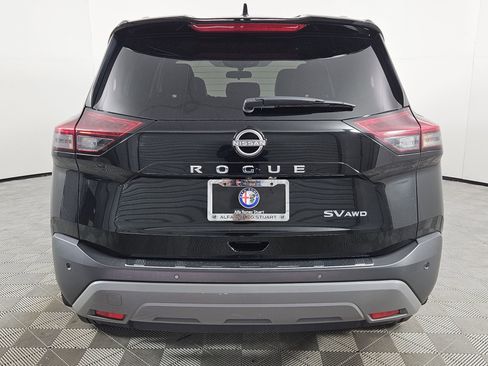 Used 2023 Nissan Rogue SV w/ SV Premium B Package AWD/4WD image 6