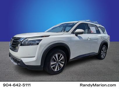 Used 2023 Nissan Pathfinder SL