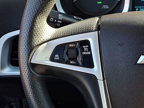 Used 2017 Chevrolet Equinox LT image 21