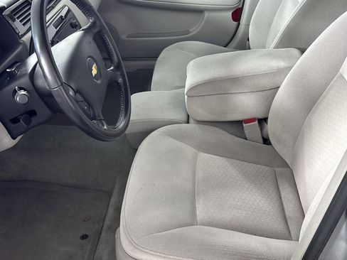 Used 2013 Chevrolet Impala LT image 11