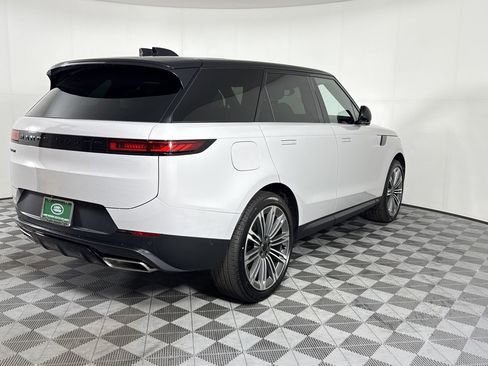 New 2026 Land Rover Range Rover Sport SE AWD/4WD image 11