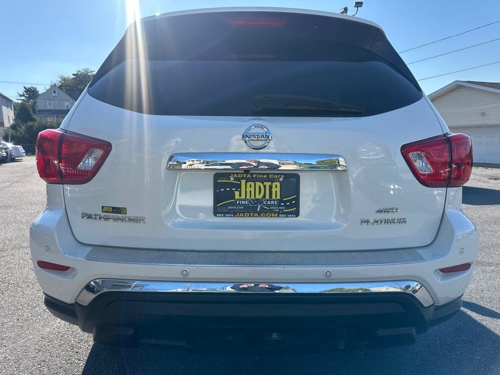 Used 2019 Nissan Pathfinder Platinum w/ Cargo Package AWD/4WD image 4
