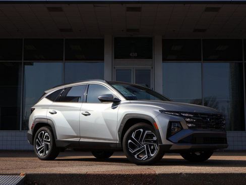 New 2026 Hyundai Tucson Limited image 2