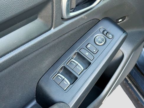 Used 2023 Honda Civic Sport image 17