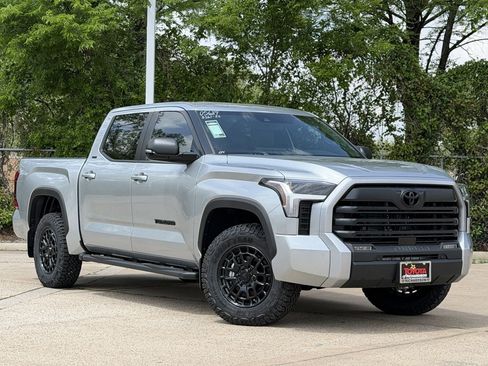 New 2026 Toyota Tundra SR5 AWD/4WD image 2