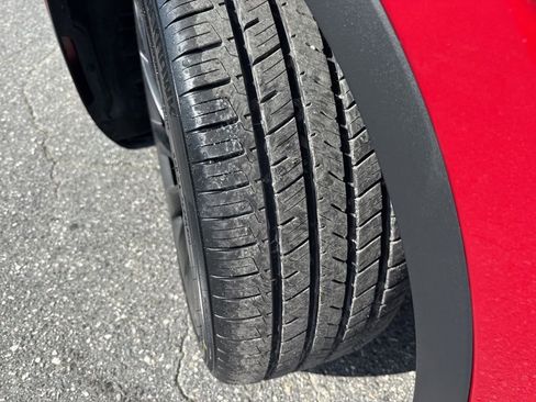 Used 2021 Tesla Model Y Long Range image 35