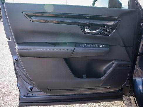 Used 2025 Honda CR-V EX-L image 18