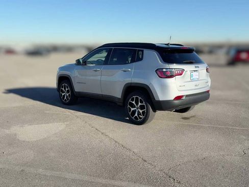 New 2026 Jeep Compass Limited image 8