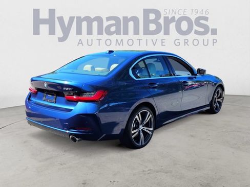 Used 2023 BMW 330i xDrive Sedan w/ Premium Package AWD/4WD image 3