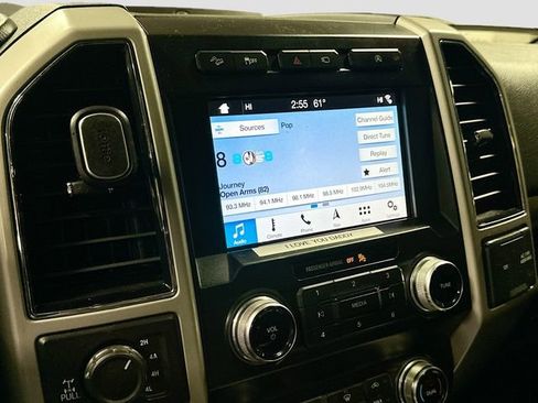 Used 2019 Ford F150 Lariat w/ Equipment Group 502A Luxury image 17