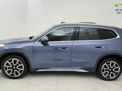 Used 2026 BMW X1 xDrive28i AWD/4WD image 3