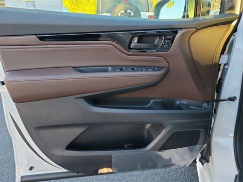 New 2026 Honda Odyssey Touring image 17