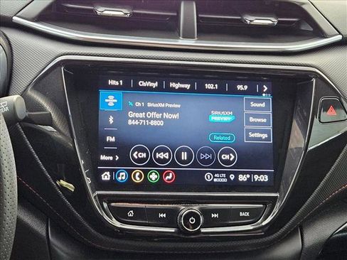 Used 2023 Chevrolet TrailBlazer RS w/ Sun and Liftgate Package FWD image 11
