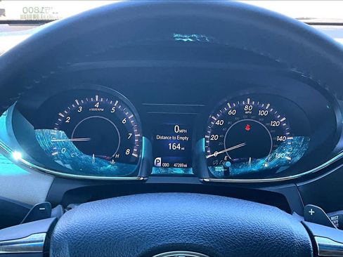 Used 2017 Toyota Avalon XLE w/ All Weather Liner Package FWD image 25