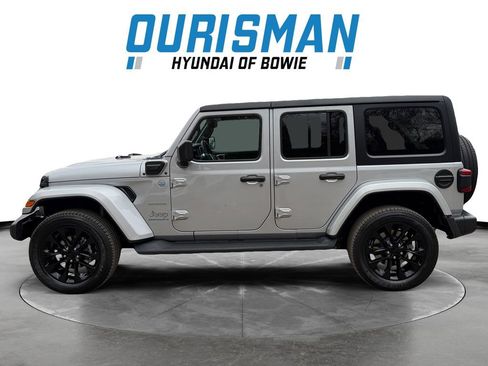 Used 2023 Jeep Wrangler Unlimited Sahara w/ Cold Weather Group image 3