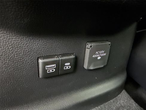 New 2025 Toyota Tundra Platinum image 41