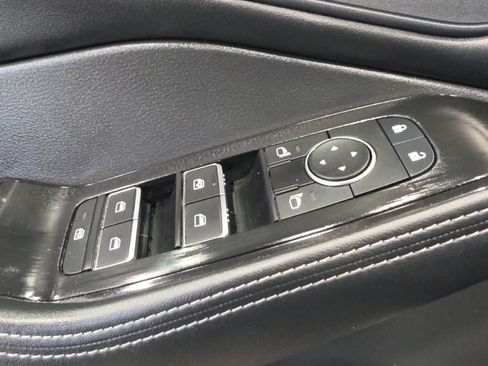 Used 2026 Nissan Rogue SL AWD/4WD image 16