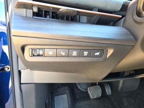 Used 2023 Nissan Ariya PLATINUM+ e-4ORCE image 15