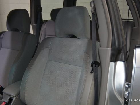 Used 2004 Subaru Forester 2.5X AWD/4WD image 17
