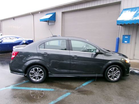 Used 2018 Chevrolet Sonic LT w/ RS Package image 5