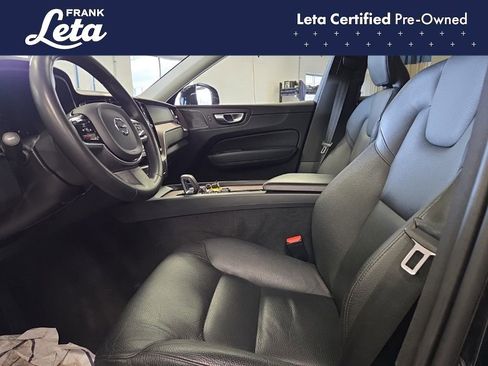 Used 2024 Volvo XC60 B5 Plus image 13