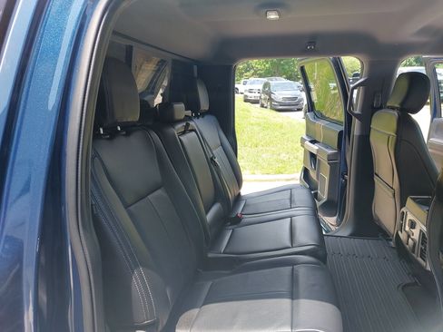 Used 2020 Ford F150 Lariat w/ Equipment Group 502A Luxury AWD/4WD image 12