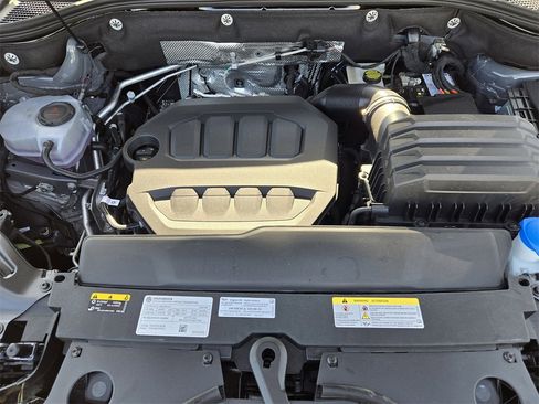 New 2026 Volkswagen Atlas Cross Sport SE image 23