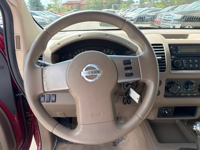 Used 2007 Nissan Frontier SE w/ Power Pkg AWD/4WD image 10