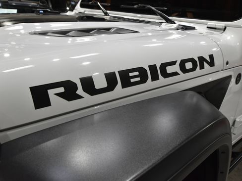 Used 2021 Jeep Gladiator Rubicon image 7