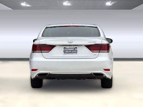 Used 2014 Lexus LS 460 AWD w/ F Sport Package image 9