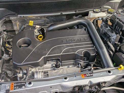 Certified 2024 Chevrolet Equinox LS w/ LS Convenience Package image 34