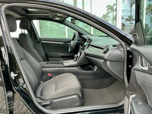 Used 2019 Honda Civic EX image 14