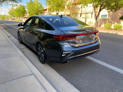 Used 2020 Kia Forte LXS FWD image 11