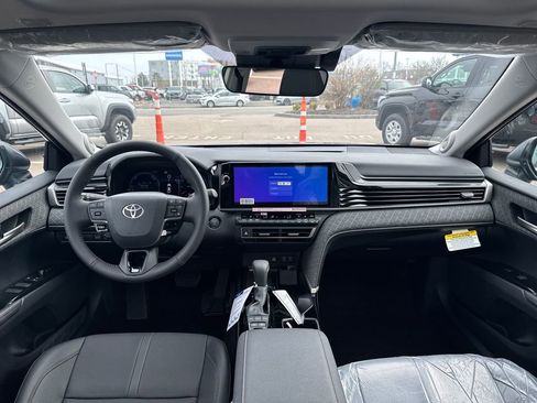 New 2026 Toyota Camry XLE AWD/4WD image 10