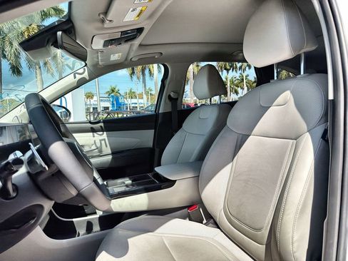 Used 2025 Hyundai Tucson SEL image 25