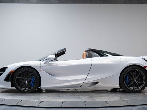 Used 2020 McLaren 720S Luxury RWD image 44