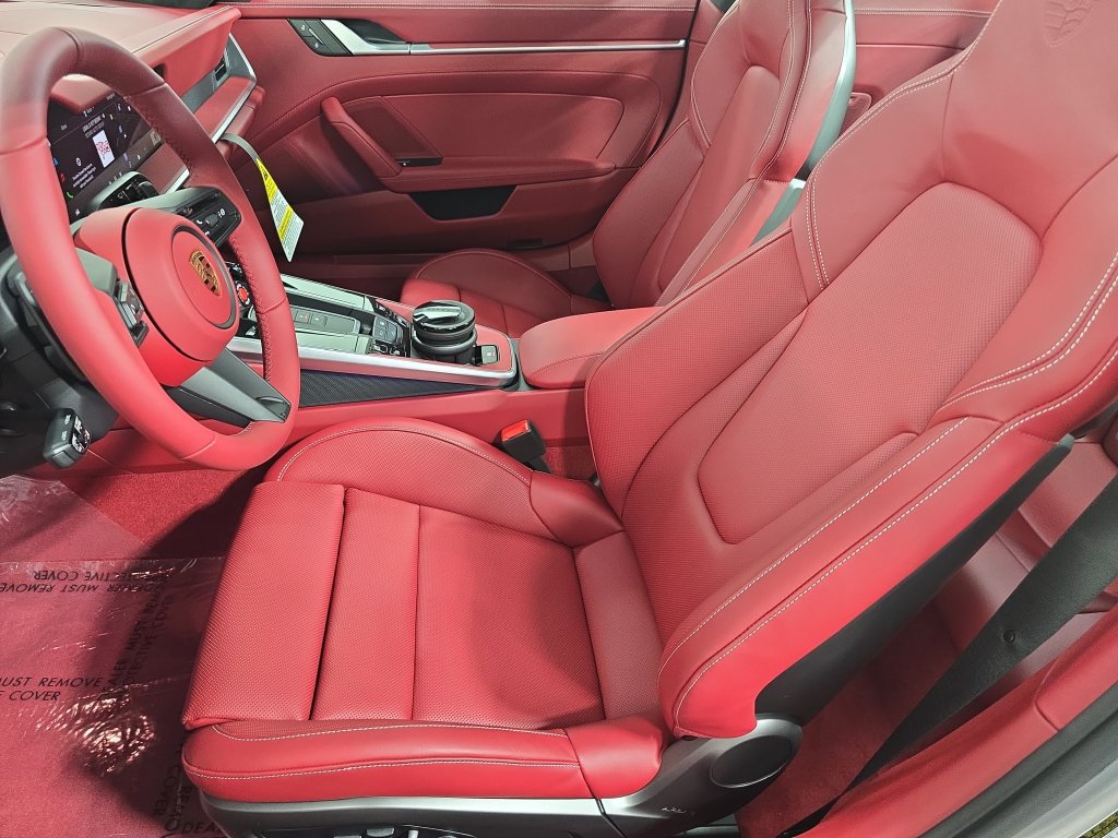 New 2026 Porsche 911 Carrera GTS RWD image 5