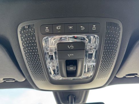 Certified 2021 Mercedes-Benz GLB 250 image 13