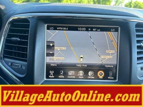 Used 2015 Jeep Grand Cherokee Overland w/ Advanced Technology Group AWD/4WD image 23