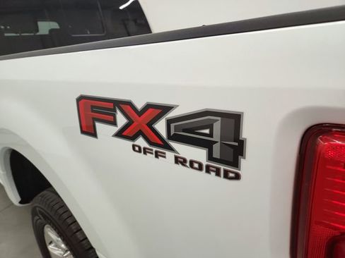 Used 2022 Ford F250 Platinum AWD/4WD image 37