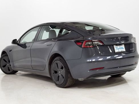 Used 2022 Tesla Model 3 Long Range AWD/4WD image 26